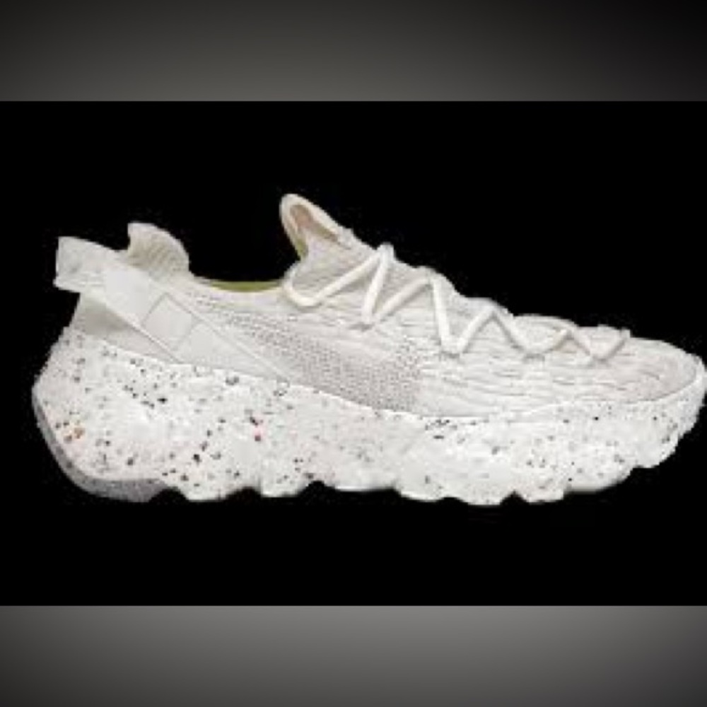 Nike. 10.5. White